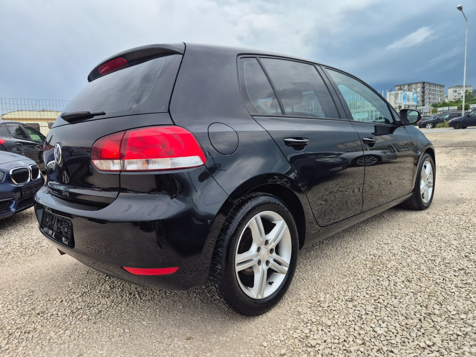 VW Golf 2.0TDI Highline, снимка 4 - Автомобили и джипове - 54745232