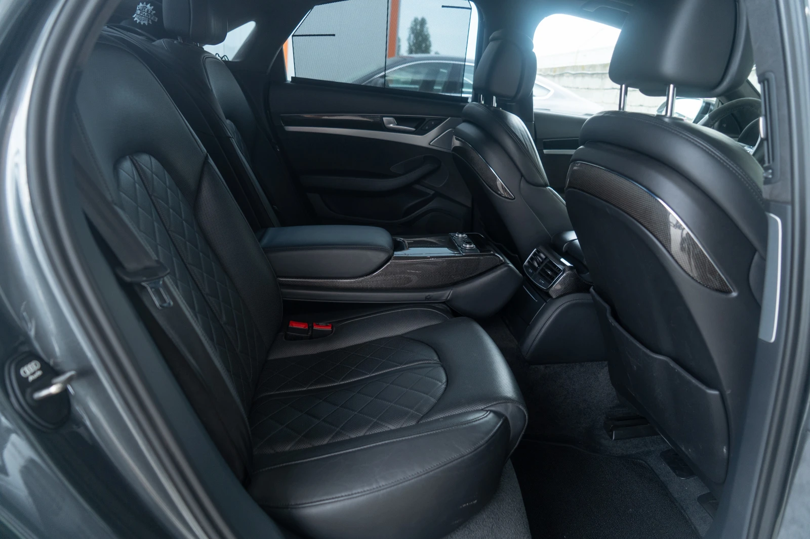 Audi S8 PLUS = 4.0TFSI BI-TURBO = FULL = ЛИЗИНГ, снимка 12 - Автомобили и джипове - 54874994