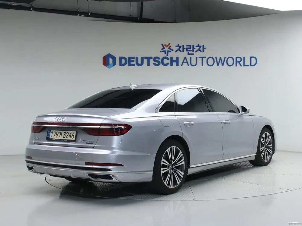 Audi A8 D5 3.0 50 TDI Quattro, Full, снимка 2 - Автомобили и джипове - 54910572