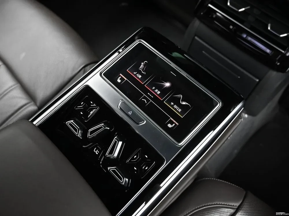 Audi A8 D5 3.0 50 TDI Quattro, Full, снимка 14 - Автомобили и джипове - 54910572