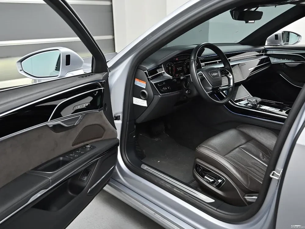 Audi A8 D5 3.0 50 TDI Quattro, Full, снимка 11 - Автомобили и джипове - 54910572