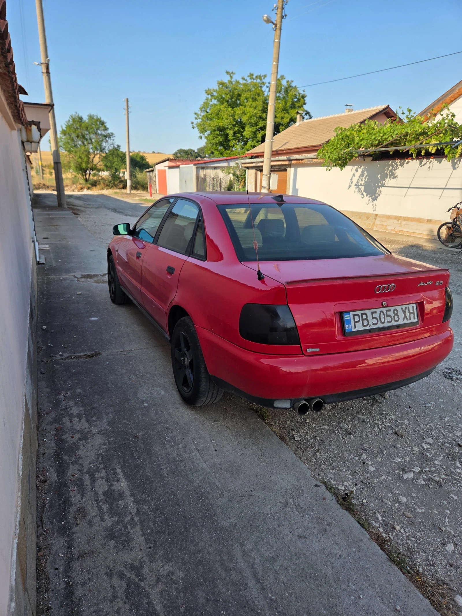 Audi A4 1.8 Газ, снимка 4 - Автомобили и джипове - 55606263