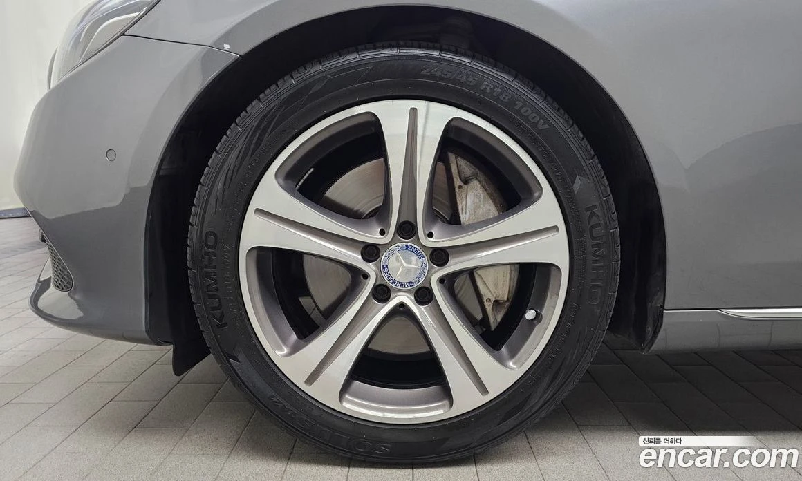 Mercedes-Benz E 300 E300 Avantgarde, снимка 4 - Автомобили и джипове - 55697217