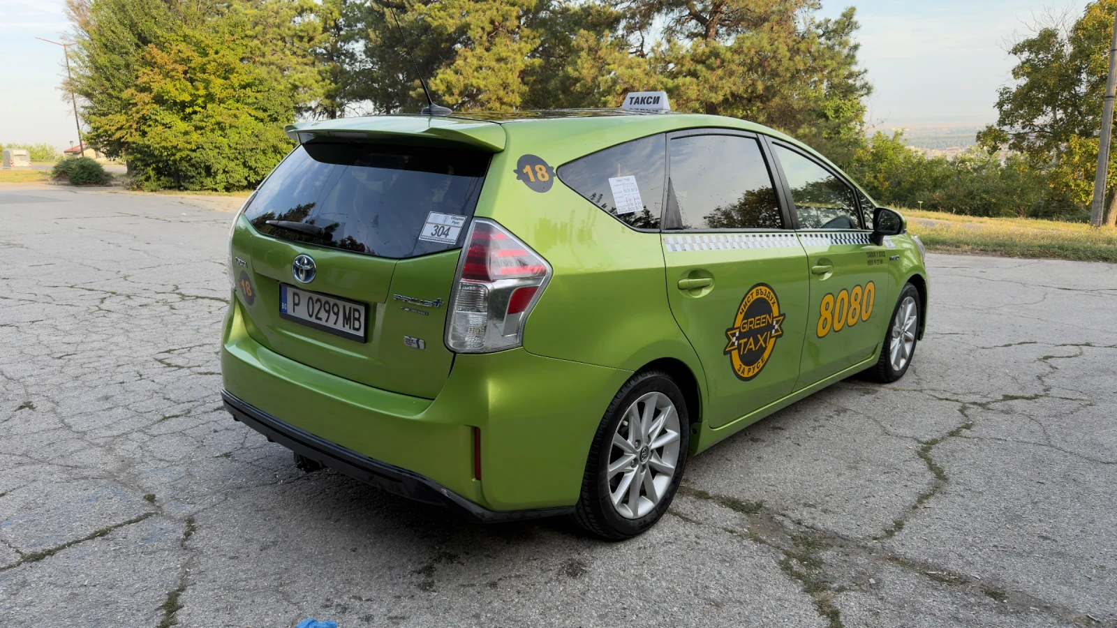 Toyota Prius Hybrid, Gas, 6+ 1, снимка 4 - Автомобили и джипове - 55958895