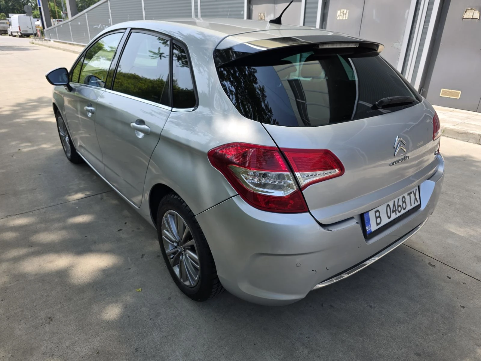 Citroen C4 1.6 HDI, снимка 3 - Автомобили и джипове - 56005595