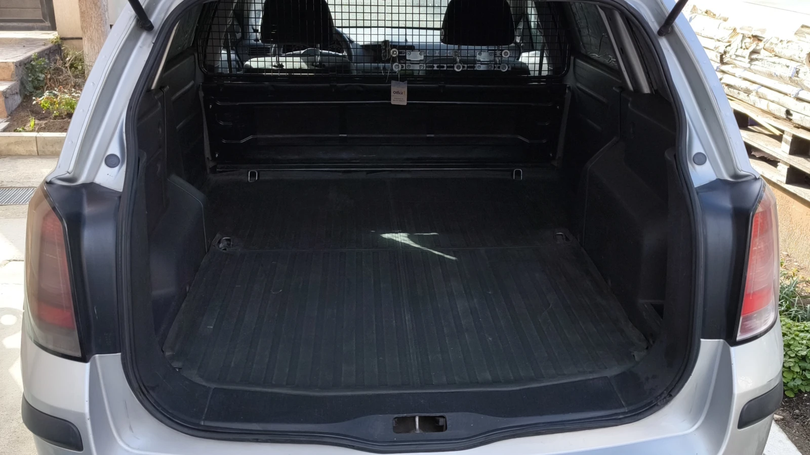 Opel Astra 1.7 CDTI, снимка 9 - Автомобили и джипове - 56136654