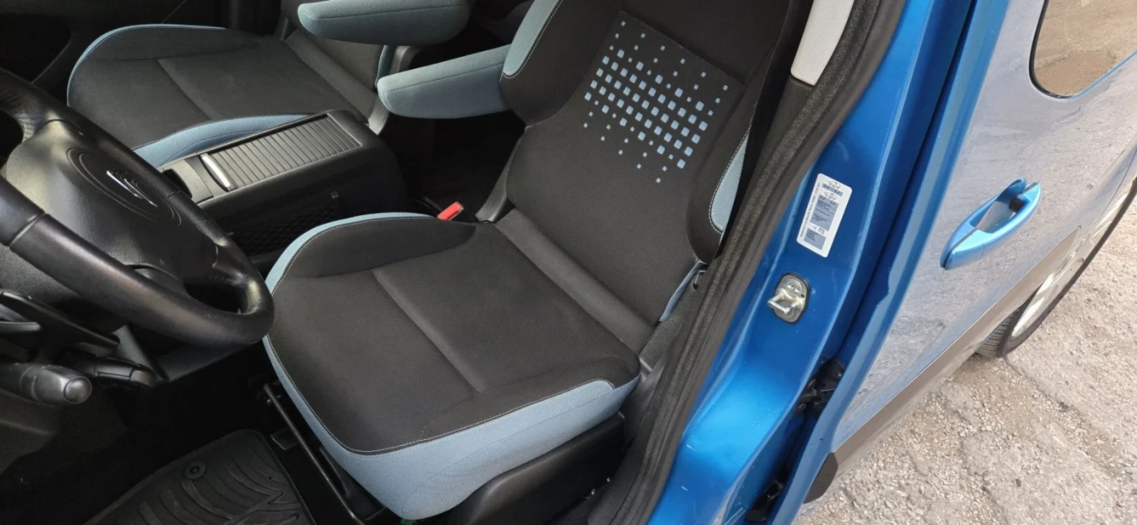 Citroen Berlingo 1.6E- HDI MULTISPACE, снимка 8 - Автомобили и джипове - 56318227