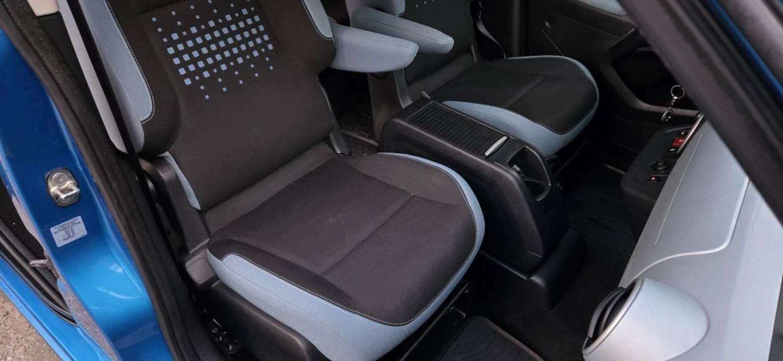 Citroen Berlingo 1.6E- HDI MULTISPACE, снимка 13 - Автомобили и джипове - 56318227