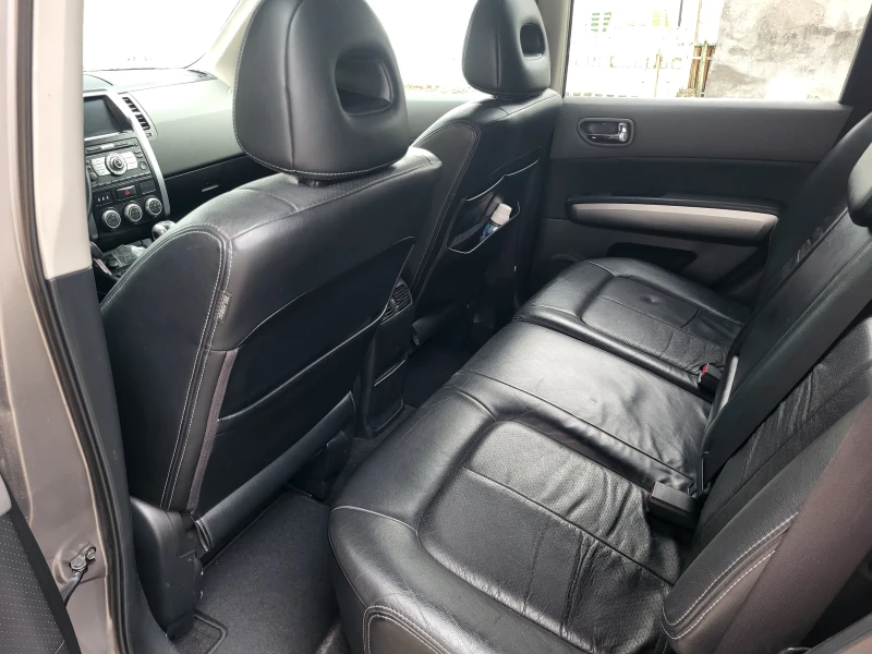 Nissan X-trail 2.0, снимка 2 - Автомобили и джипове - 52419261