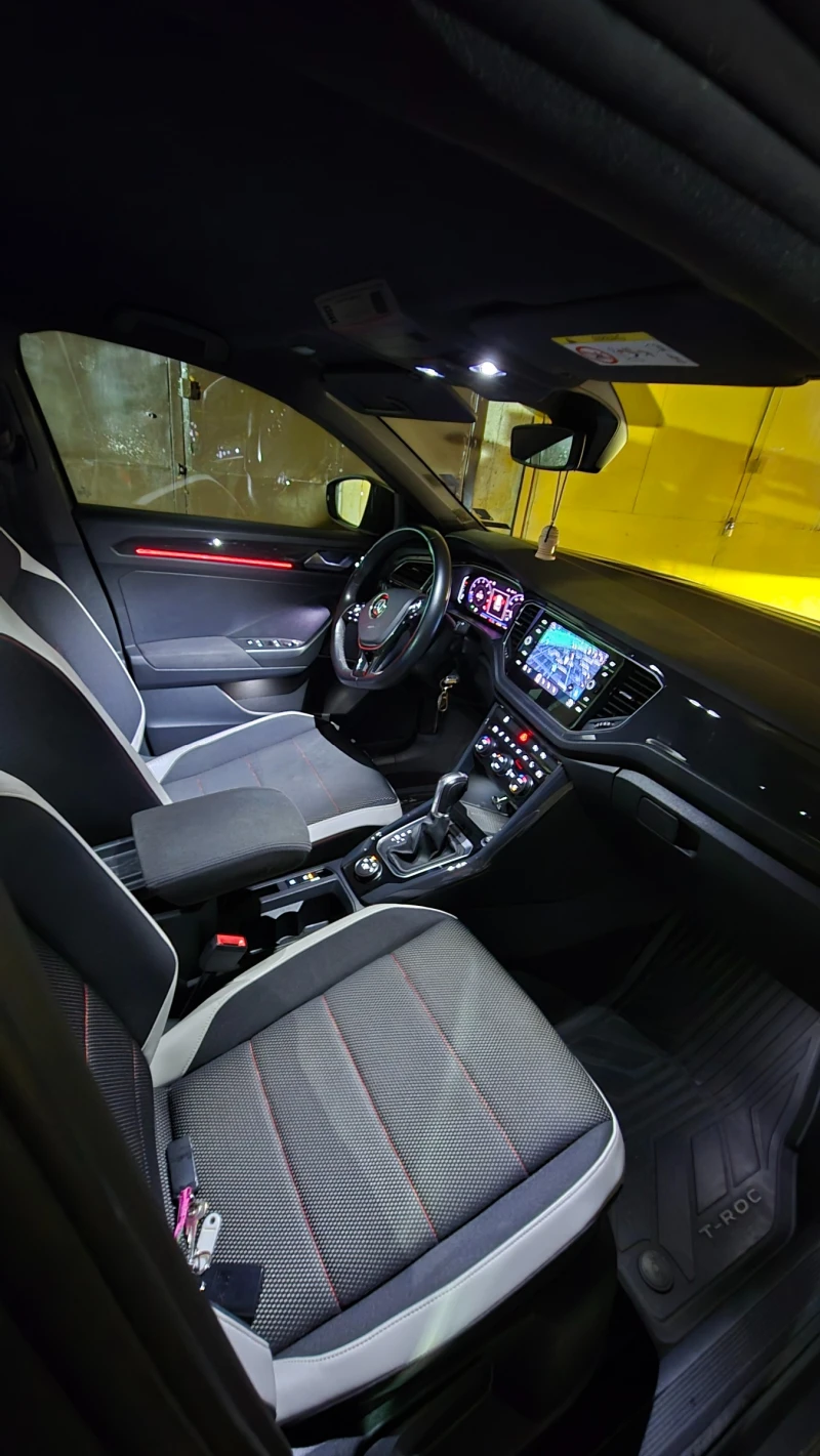 VW T-Roc Sport @ Style, снимка 12 - Автомобили и джипове - 52942628