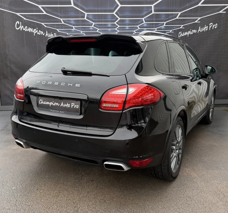 Porsche Cayenne 3.0 D, снимка 6 - Автомобили и джипове - 53463286