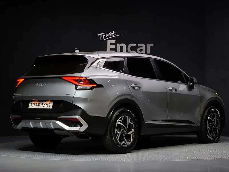 Kia Sportage DIESEL 2.0 4WD TRENDY, снимка 2 - Автомобили и джипове - 55314154