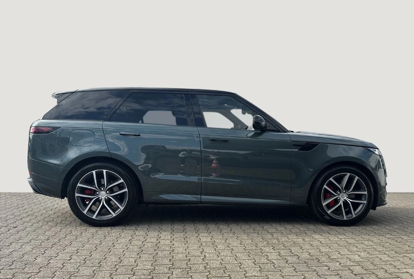 Land Rover Range Rover Sport Land Rover Range Rover Sport First Edition P530 4. - изображение 3