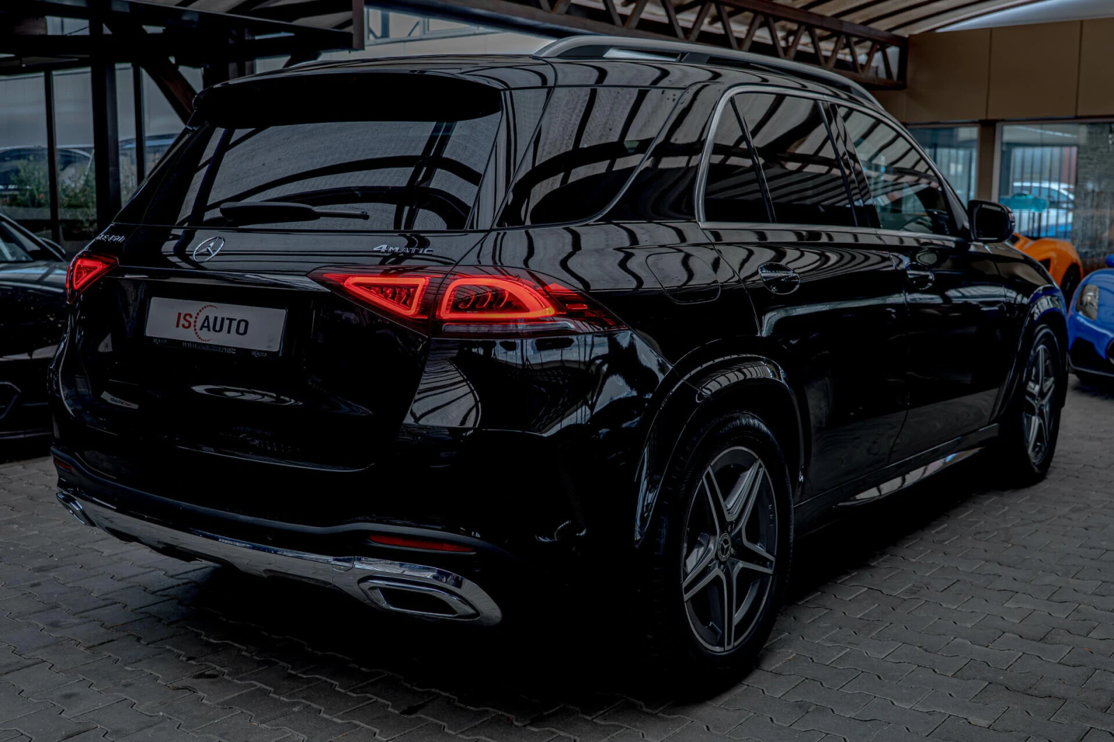 Mercedes-Benz GLE 450 AMG Панорама/Подгрев/Камера360/Burmester/4Matic - изображение 6