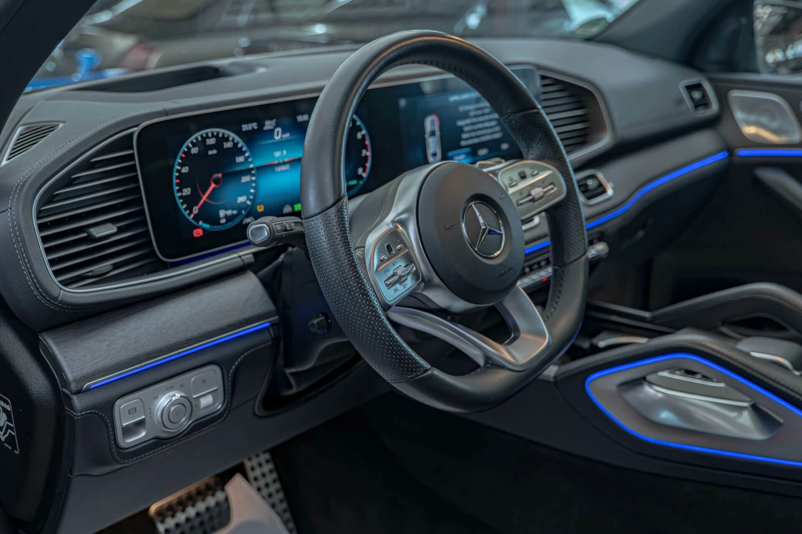 Mercedes-Benz GLE 450 AMG Панорама/Подгрев/Камера360/Burmester/4Matic - изображение 7