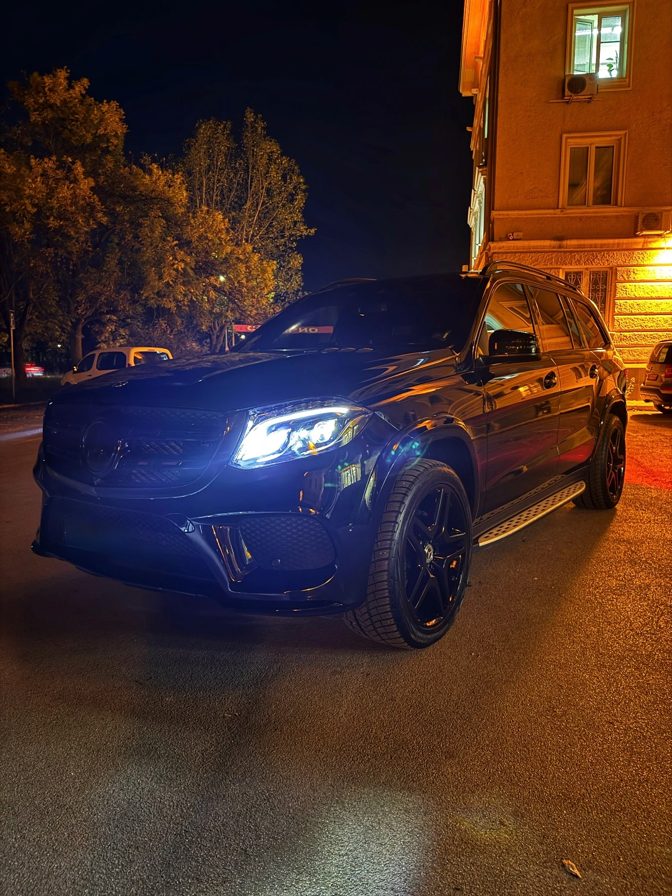 Mercedes-Benz GLS 350 AMG/Обдух/Подгрев/HeadUp/Печка/Панорма/360/Вакум/ - изображение 5