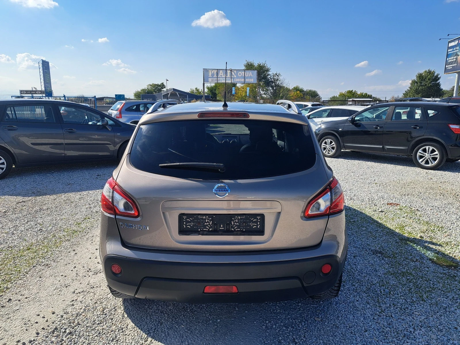 Nissan Qashqai 2.0 / | Mobile.bg   3