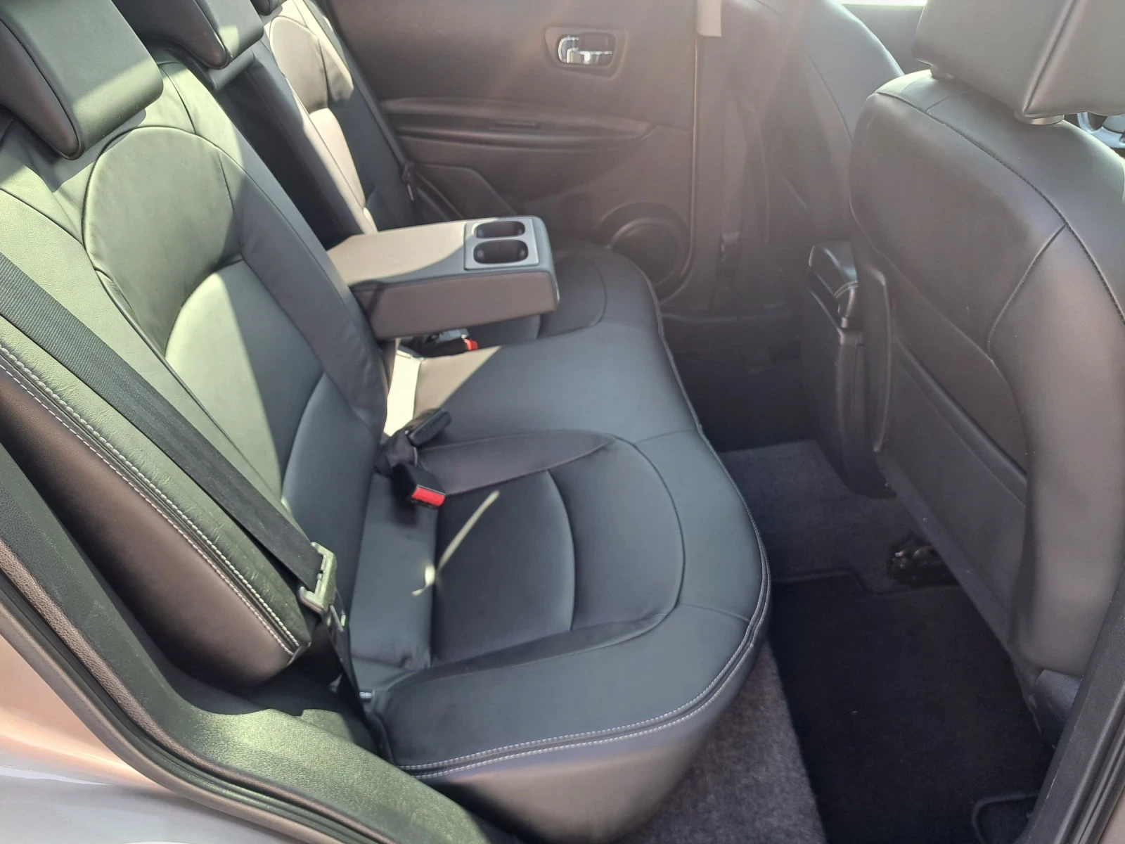 Nissan Qashqai 2.0 / | Mobile.bg   7