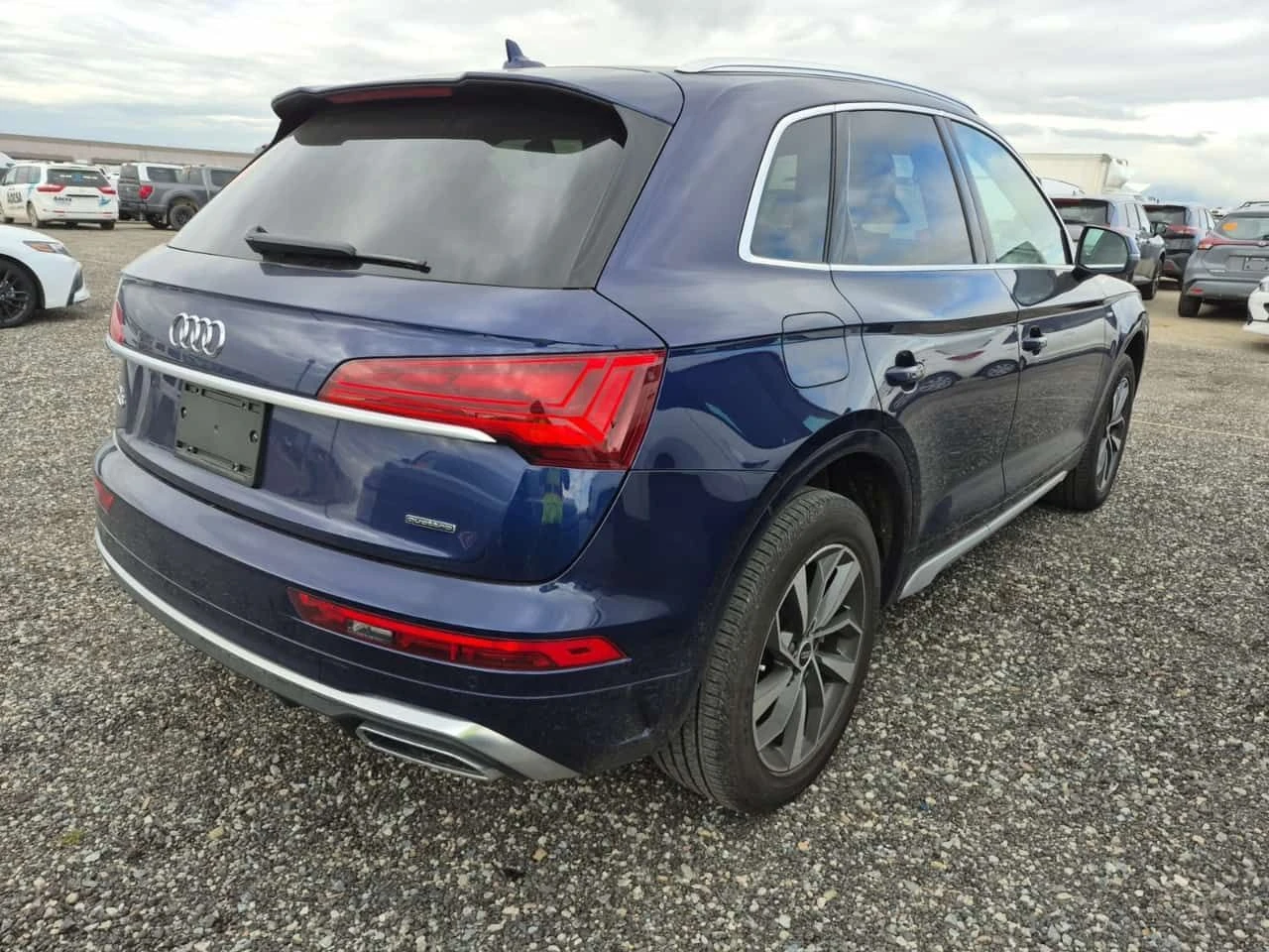 Audi Q5 * PROGRESSIV * CARFAX * ДИСТРОНИК* ДВА КЛЮЧА*  - изображение 3