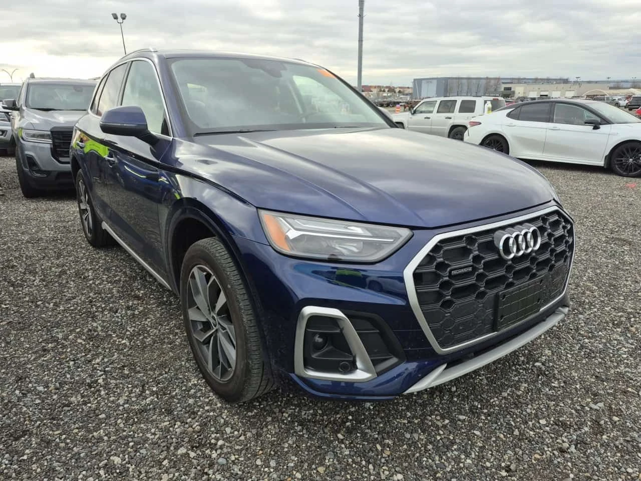 Audi Q5 * PROGRESSIV * CARFAX * ДИСТРОНИК* ДВА КЛЮЧА*  - изображение 2