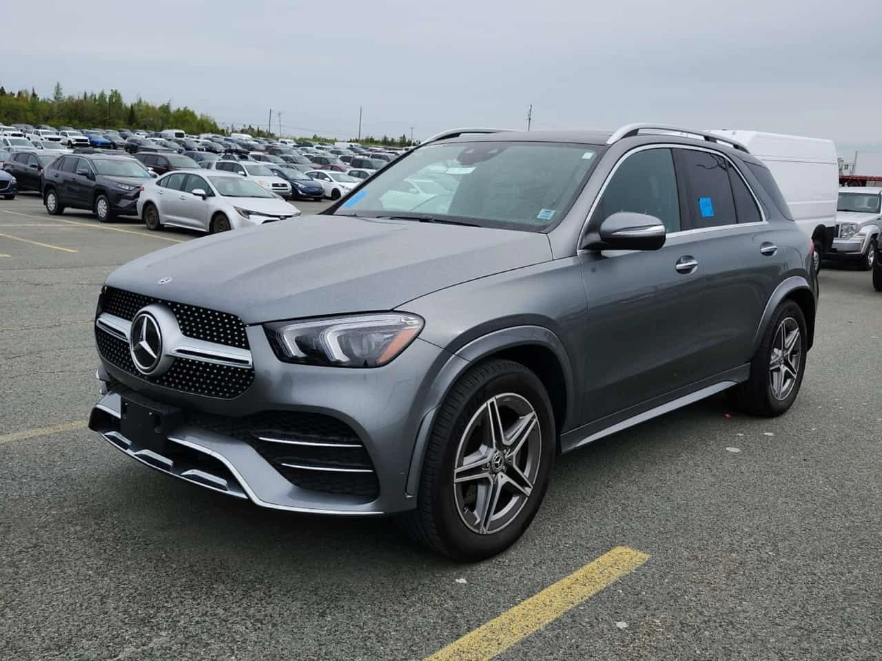 Mercedes-Benz GLE 350 ОБДУХВАНЕ * ПАНО * KEYLESS * CARFAX