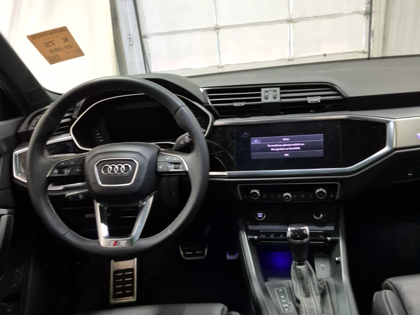 Audi Q3 Progressiv * CARFAX * АВТО КРЕДИТ * , снимка 13 - Автомобили и джипове - 54804301