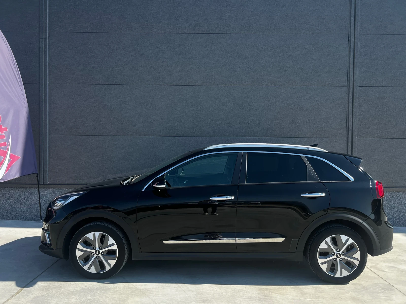 Kia Niro electric Premium , снимка 8 - Автомобили и джипове - 55625578