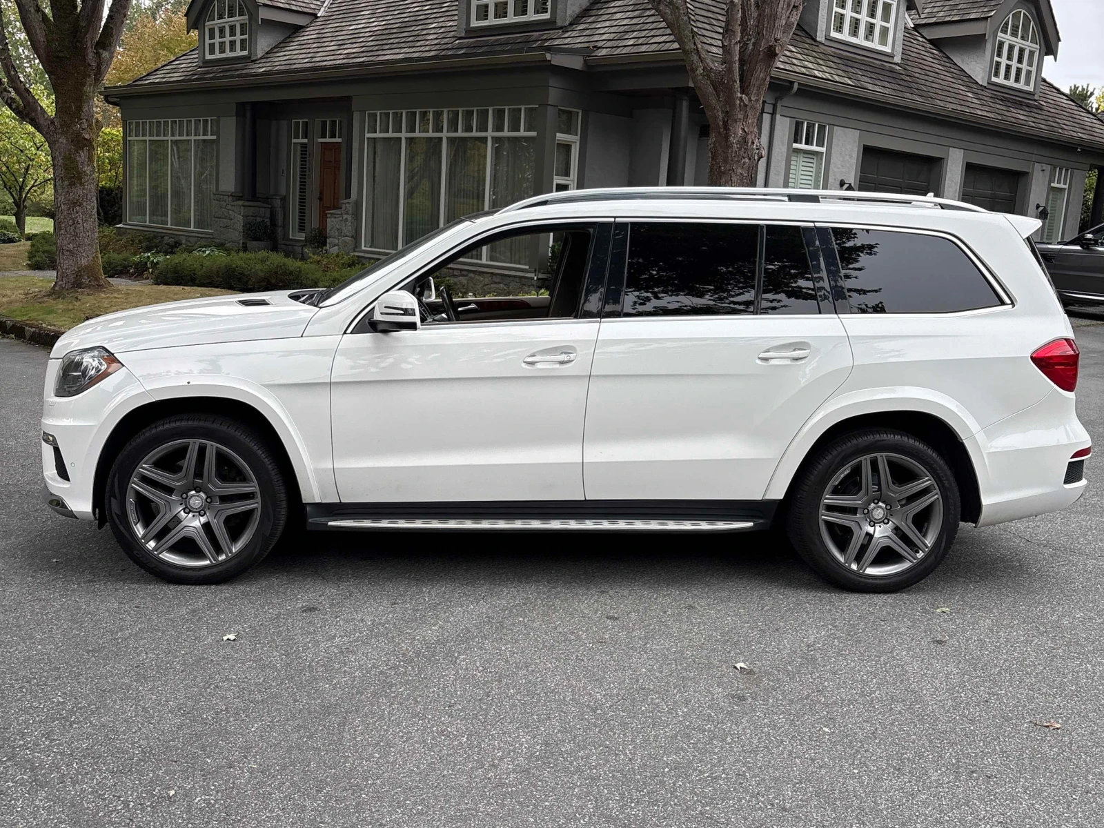 Mercedes-Benz GL  350 BLUETEC / АВТОКРЕДИТ / ЦЕНА ДО БЪЛГАРИЯ, снимка 6 - Автомобили и джипове - 56023220