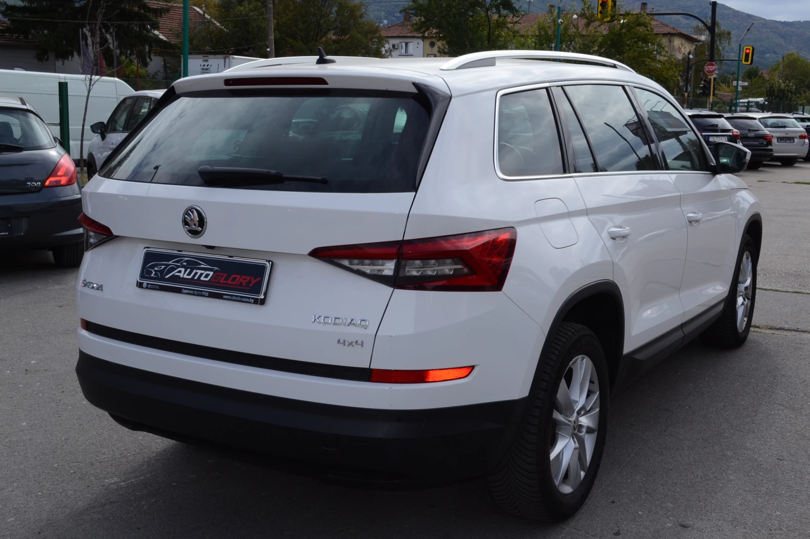 Skoda Kodiaq 2.0 DIЕSEL * 4х4* / DSG, снимка 5 - Автомобили и джипове - 56224797