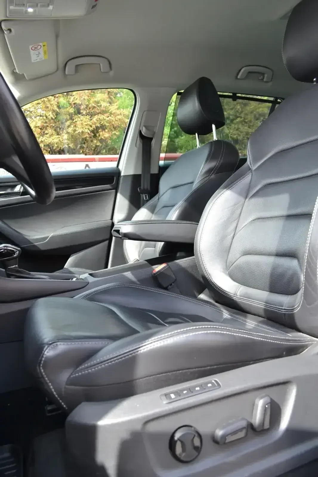 Skoda Kodiaq 2.0 DIЕSEL * 4х4* / DSG, снимка 9 - Автомобили и джипове - 56224797