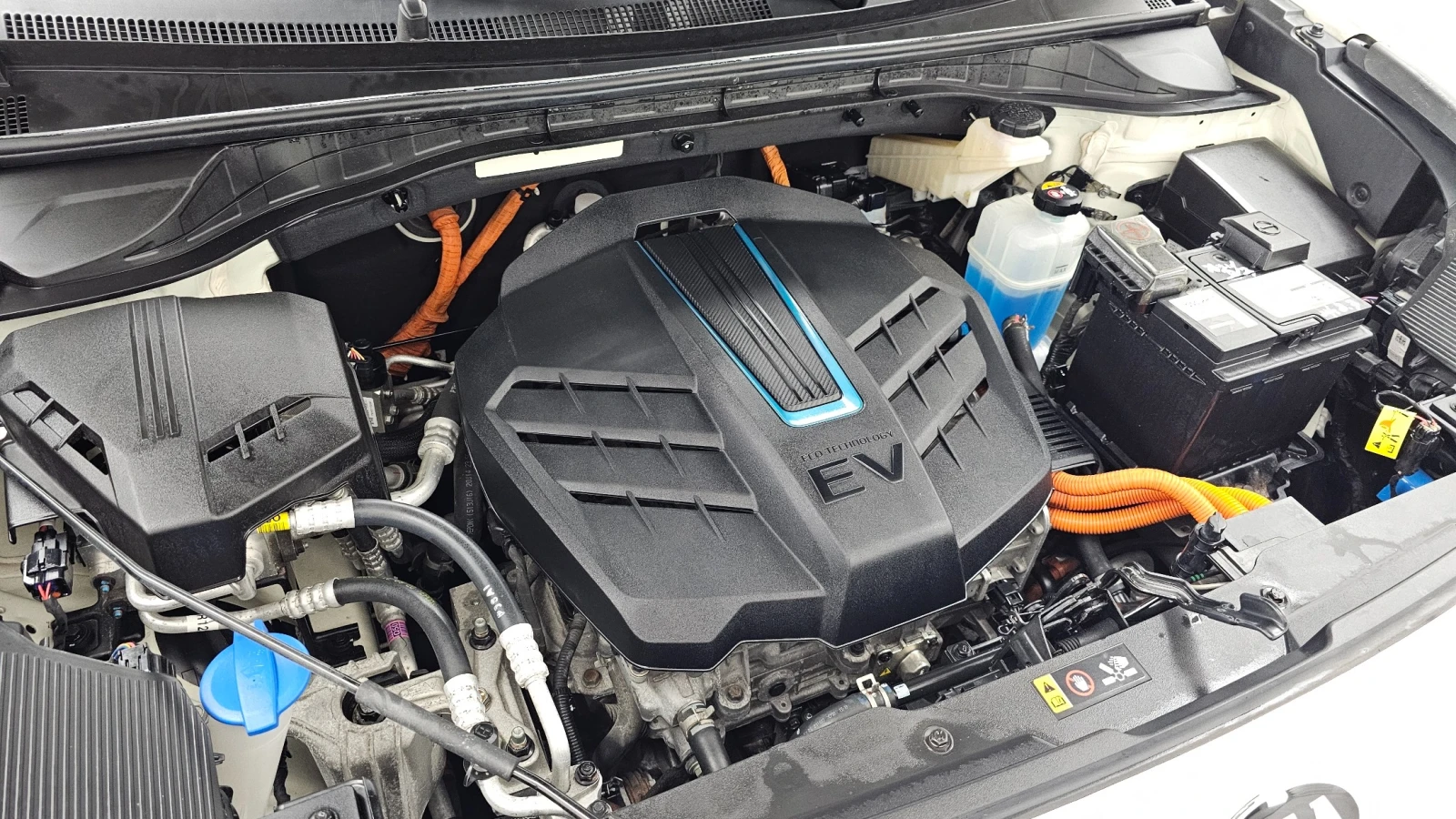 Kia Niro Noblesse* Крайна Цена* , снимка 16 - Автомобили и джипове - 56303742