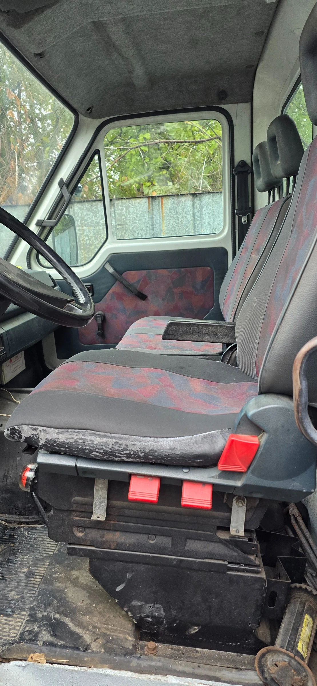 Renault Master 2.8 TDI IVEKO - изображение 4