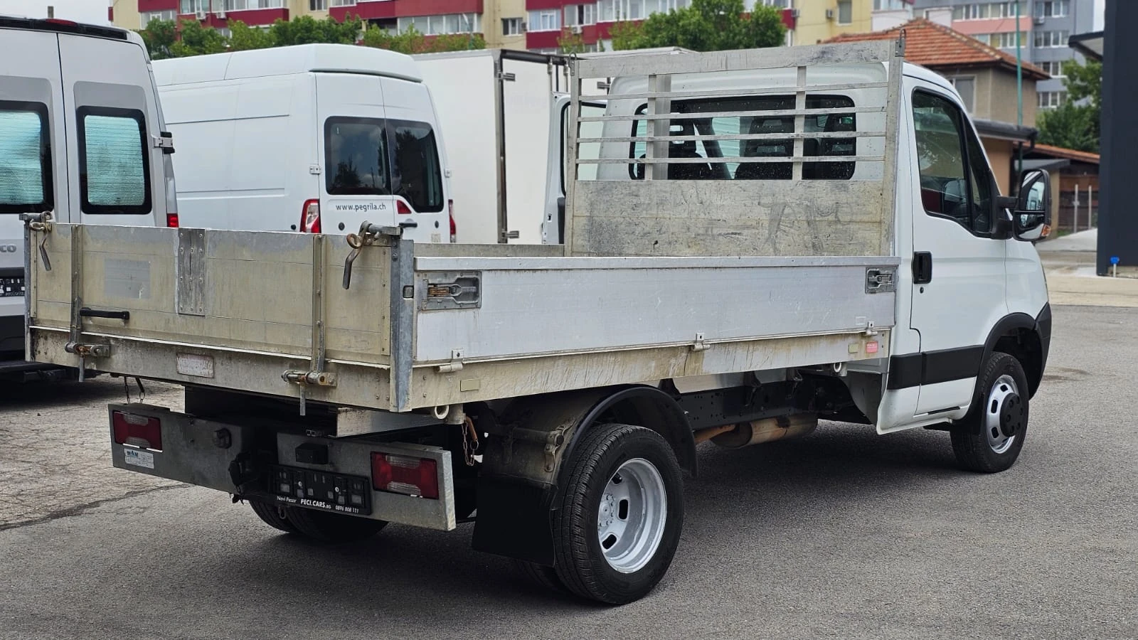 Iveco Daily 35C15 3.0D 6SP CH-ДВОЙНИ РЕСОРИ-ТЕМПОМАТ-ЛИЗИНГ, снимка 6 - Бусове и автобуси - 55221464