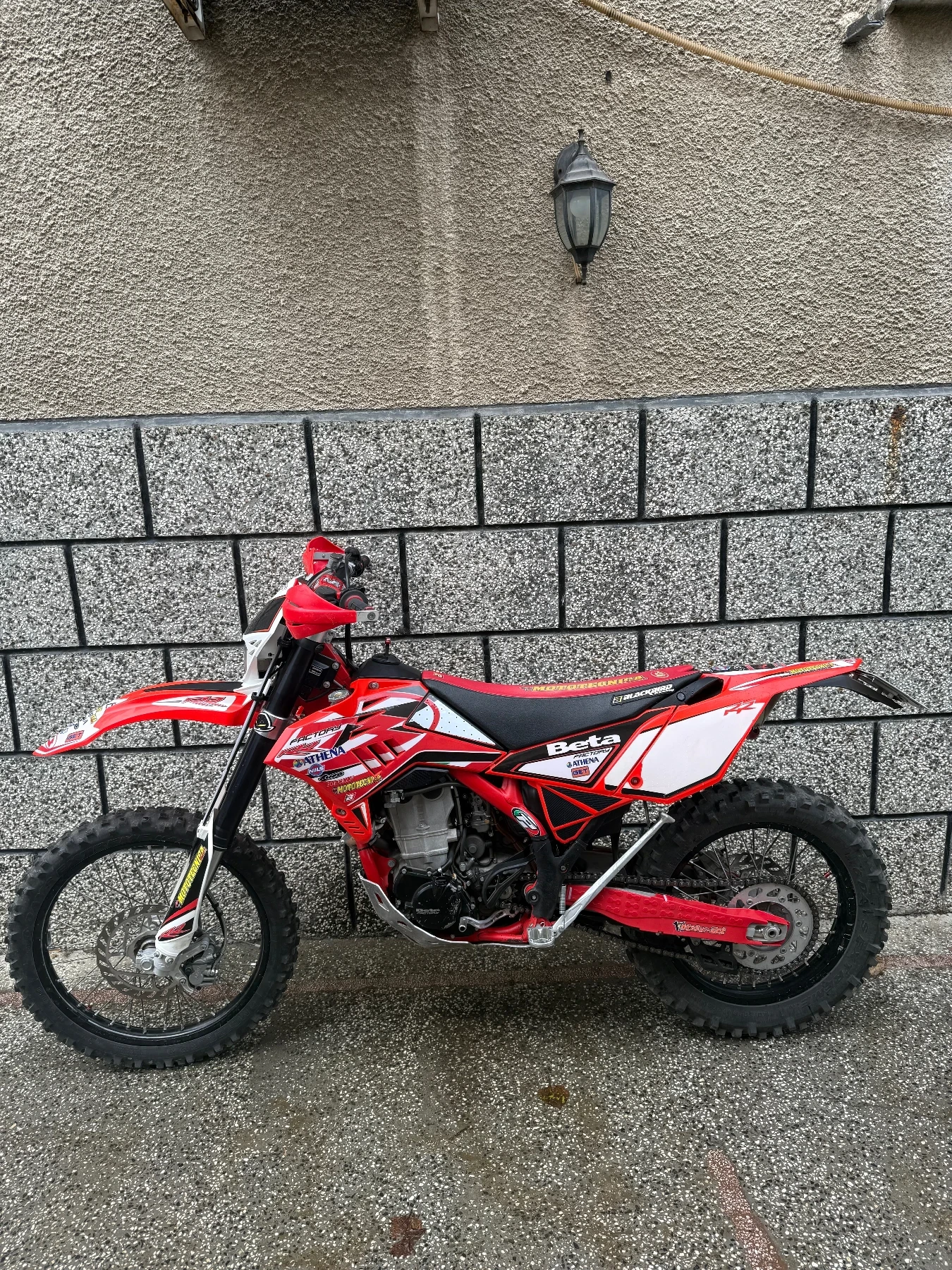 Beta Rr, снимка 1