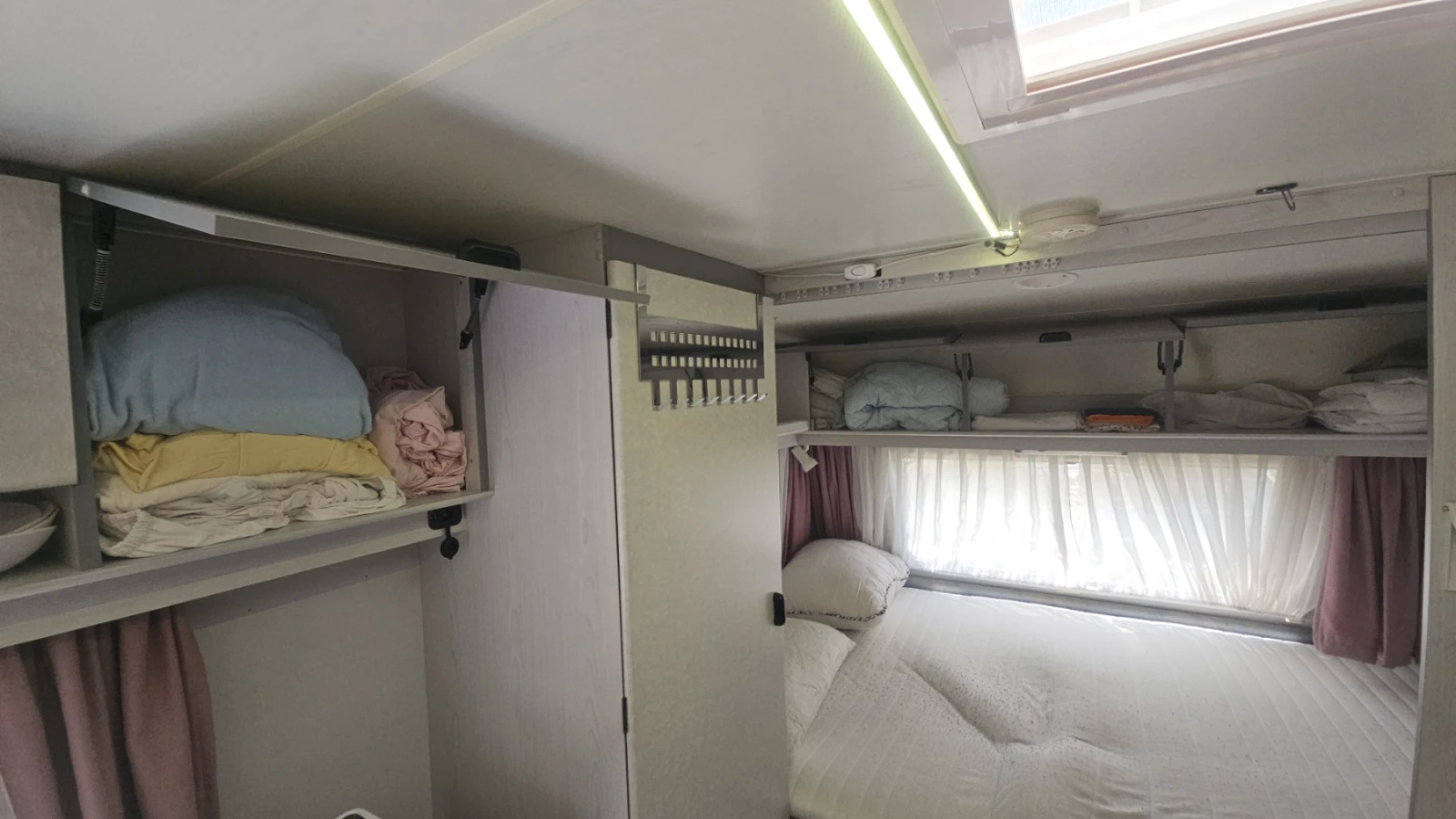  Burstner Holidey | Mobile.bg   7