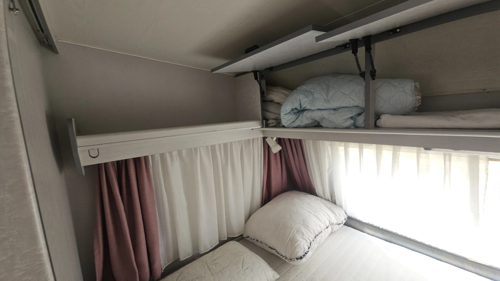  Burstner Holidey | Mobile.bg   4