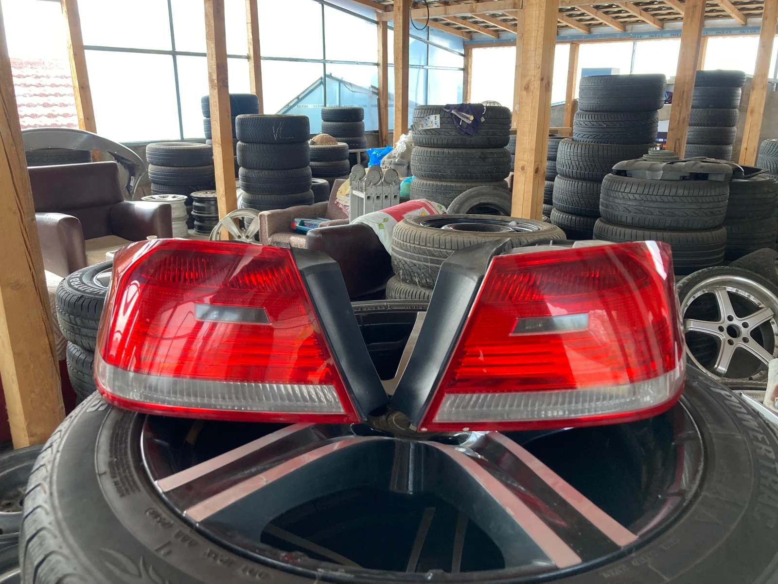 ������� �� ��� �92. | Mobile.bg � ����������� 1