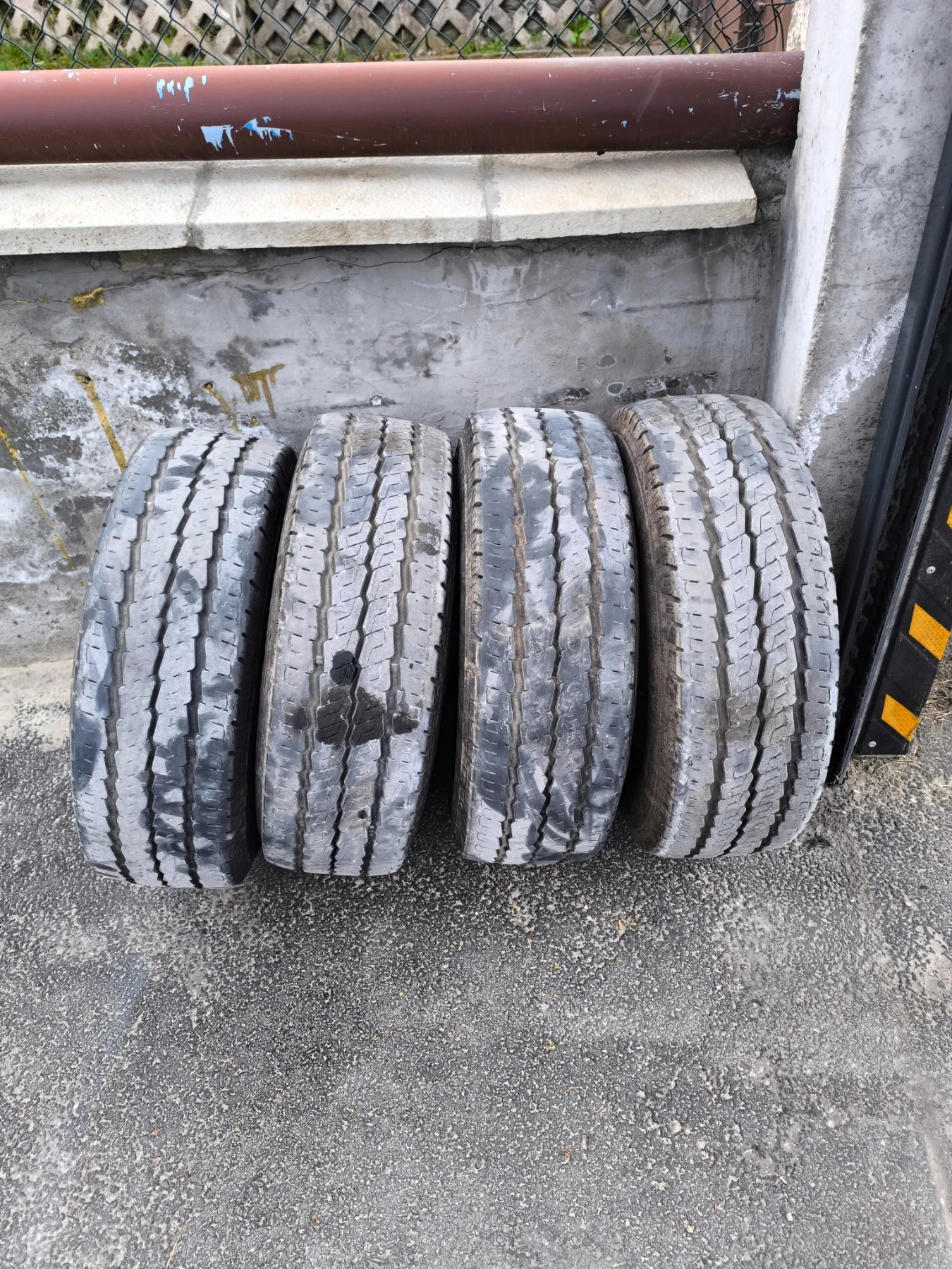 Гуми с джанти Continental 215/70R15, снимка 5 - Гуми и джанти - 53929500