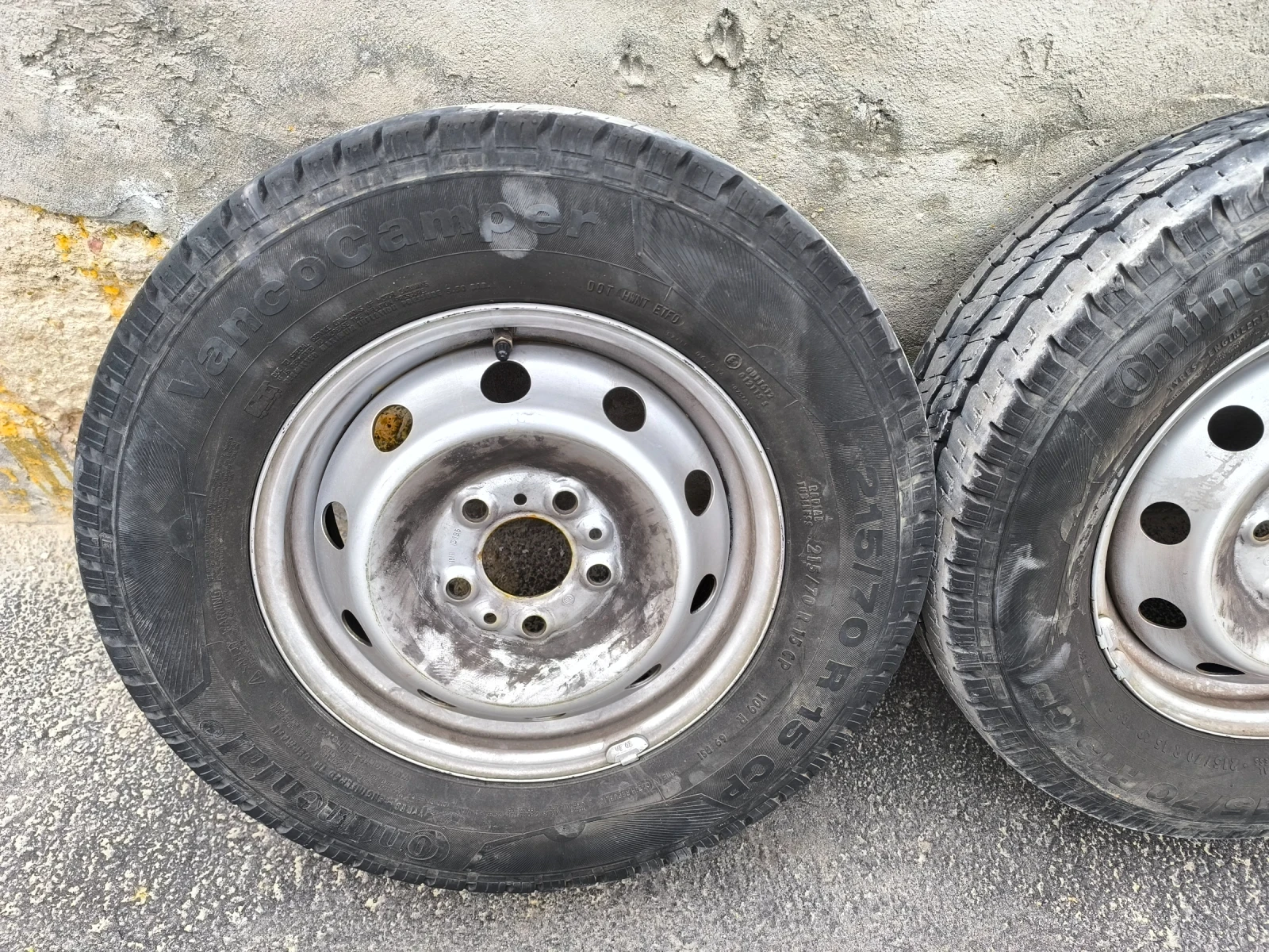 Гуми с джанти Continental 215/70R15, снимка 2 - Гуми и джанти - 53929500