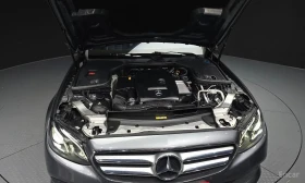 Mercedes-Benz E 200, снимка 3