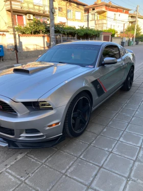     Ford Mustang ROUSH