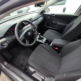 VW Passat 1.9TDI* 105ks* MULTIMEDIA* KLIMATRONIK* - 6599 лв. - 24408784 8