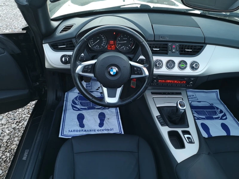 BMW Z4 2.0i, снимка 14 - Автомобили и джипове - 43479358