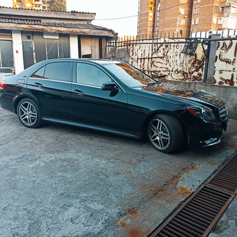 Mercedes-Benz E 350 Amg paket 4matic, снимка 3 - Автомобили и джипове - 52433354