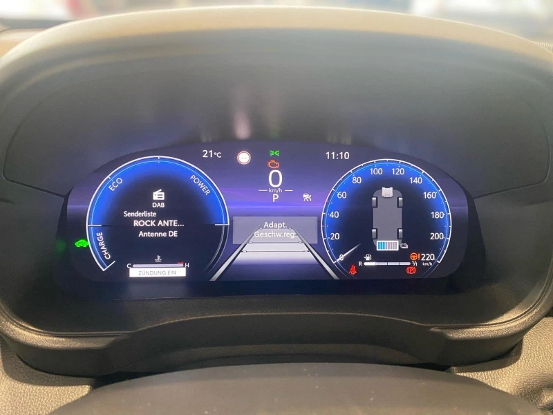 Toyota Yaris 1.5 HYBRID* STYLE* LED* CAMERA* DISTR* KEYLESS* , снимка 6 - Автомобили и джипове - 51963776