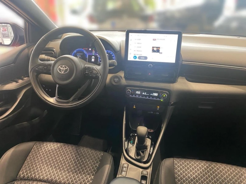 Toyota Yaris 1.5 HYBRID* STYLE* LED* CAMERA* DISTR* KEYLESS* , снимка 9 - Автомобили и джипове - 51963776