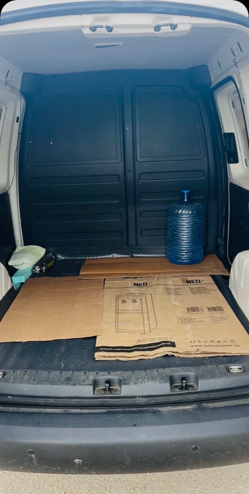 VW Caddy, снимка 8 - Автомобили и джипове - 52256654