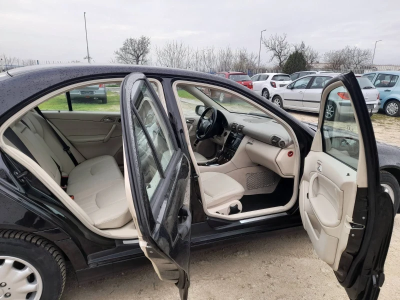 Mercedes-Benz C 220 2.2 CDI , снимка 11 - Автомобили и джипове - 52883799