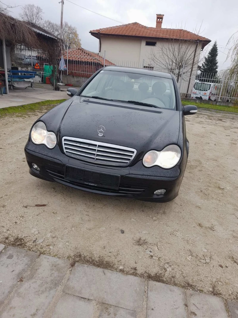 Mercedes-Benz C 220 2.2 CDI , снимка 2 - Автомобили и джипове - 52883799