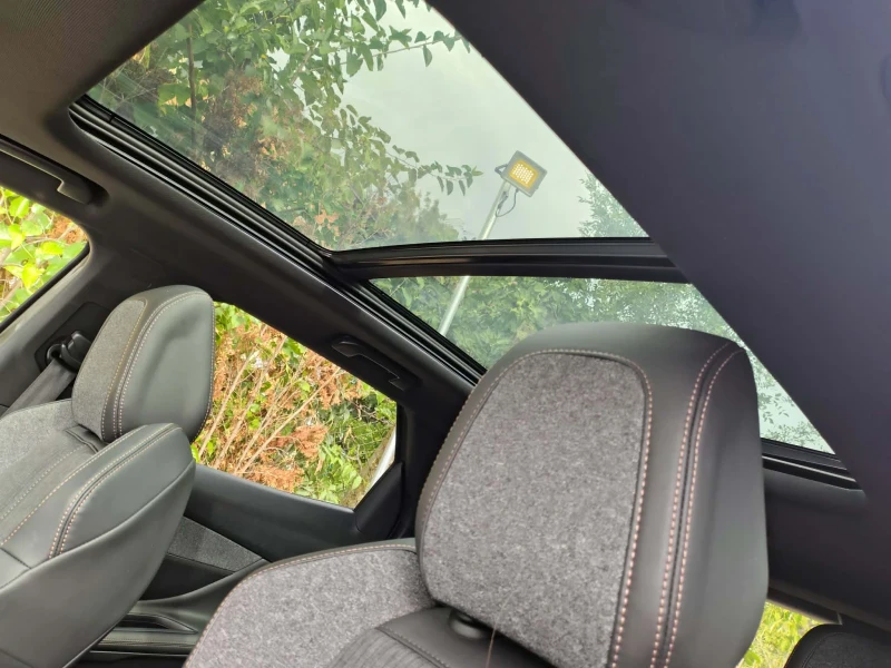 Peugeot 3008 1.6d 120к.с , снимка 5 - Автомобили и джипове - 53302880